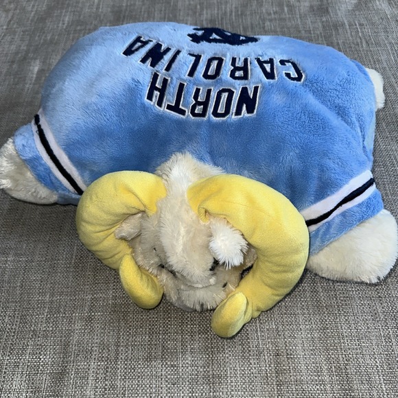 UNC Pillow Pet North Carolina Tar Heels Rameses Ram Mascot Plush 18" - Picture 1 of 16
